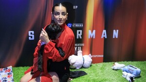 La actriz María Gabriela de Faria se "identifica" con el nuevo Superman inmigrante