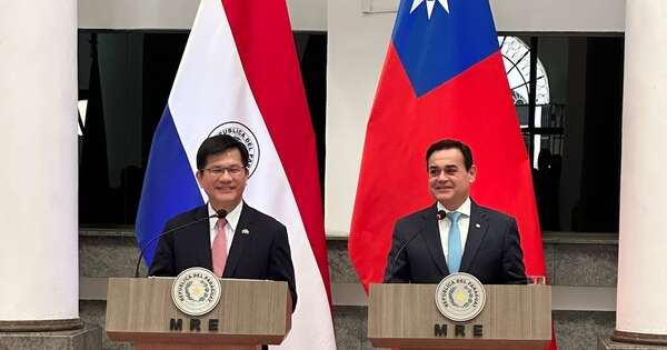 La Nación / “La relación bilateral se ha fortalecido”, celebra canciller de Taiwán en visita oficial