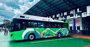 La Nación / Hernandarias: paralizan transporte en protesta por gratuidad en buses eléctricos