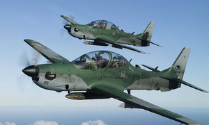 Ministro confirma: Pilotos de Súper Tucano pueden derribar aviones en defensa propia - OviedoPress