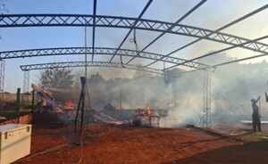 Incendio consume por completo una vivienda en Itakyry 