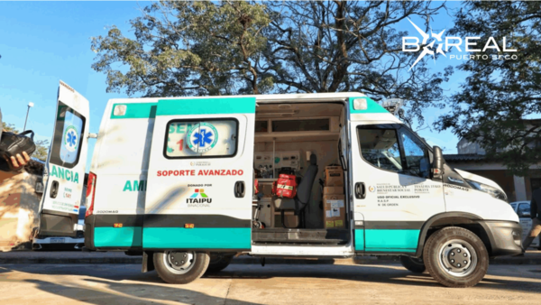 Nueva ambulancia para hospital Regional de Pilar | Unicanal