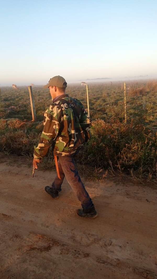 Ayolas: recolectores de lombriz denuncian que fueron amenazados por guardias armados - Nacionales - ABC Color