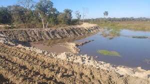 Brasileño es denunciado por represar arroyo y causar  un supuesto desastre ecológico en Tacuaras - Nacionales - ABC Color