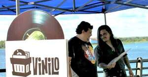 La Nación / Una cita con vinilos, cine y artesanías en el Puerto