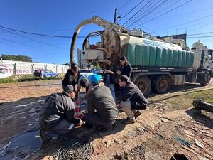 Verifican uso correcto del alcantarillado sanitario en Asunción y el área metropolitana