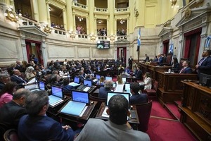 Senado argentino aprueba aumento de 7,2% a las jubilaciones
