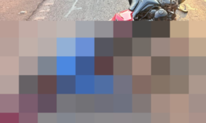 Motociclista choca contra camión y termina con gravemente herido
