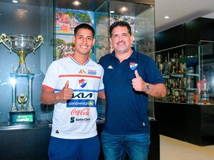 Versus / ¡Nacional presentó oficialmente a Hugo Adrián Benítez!