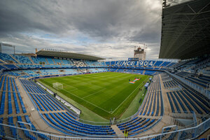 Versus / Málaga renuncia a ser sede en Mundial 2030 de fútbol