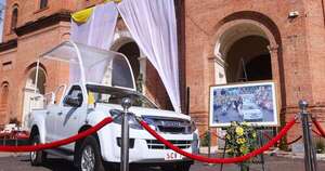 La Nación / Evocación de un abrazo inolvidable: diez años de la visita del papa Francisco