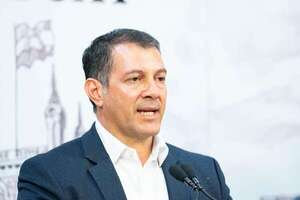 Carlos Giménez prometió hacer mejoras, pero no lo hizo, según CGR - Política - ABC Color