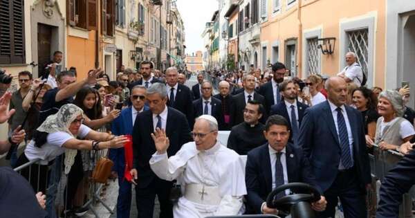 Diario HOY | Primer Angelus papal en mucho años en la residencia veraniega de Castelgandolfo