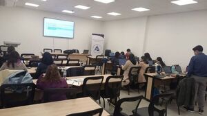 Desarrollan capacitaciones para fortalecimiento de profesionales laboratoriales