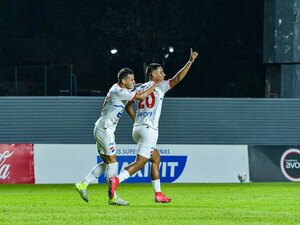 Versus / Marca un golazo en su debut y la reacción de los olimpistas no se hizo esperar