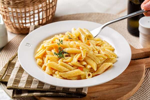 Fideos con salsa cremosa de zanahoria: sin crema y llenos de sabor - Gastronomía - ABC Color