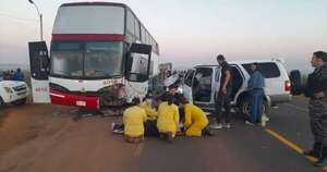 Diario HOY | Suboficial choca su camioneta contra bus repleto de barras de Olimpia