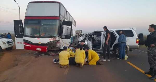Diario HOY | Suboficial choca su camioneta contra bus repleto de barras de Olimpia
