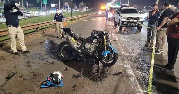 Diario HOY | Pareja de estudiantes de Medicina fallece tras aparatoso choque en moto