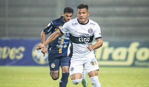 Versus / Hugo Quintana: "Tenemos que mejorar mucho para salir de esto"