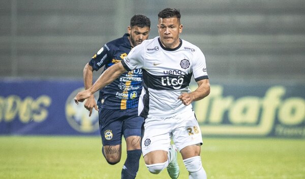 Versus / Hugo Quintana: "Tenemos que mejorar mucho para salir de esto"