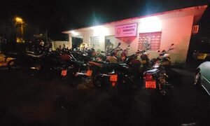 En redada incautan 35 motos que creaban disturbios en barrio de CDE