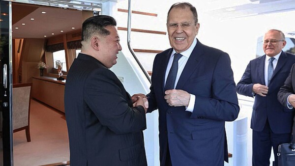 Rusia recibe apoyo total de Corea del Norte para la guerra