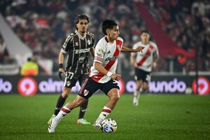 Versus / Ronaldo Martínez le marca a River, pero Platense pierde