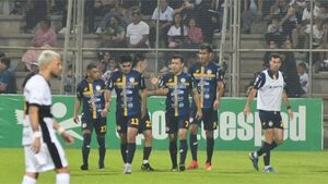 El Olimpia de los papelones, se achicó ante Trinidense