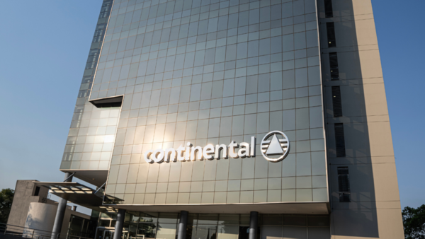 Banco Continental y Mastercard celebran el mes de la amistad premiando a sus clientes