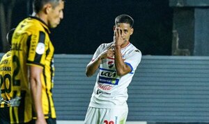 Versus / Hugo Adrián Benítez: “Encontré la tranquilidad y la confianza para jugar”