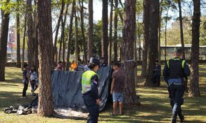 Familias indígenas de Minga Guazú ingresan al predio de la Gobernación