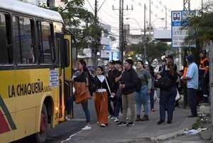 Peña ordenó garantizar transporte de pasajeros durante los días de paro - Política - ABC Color