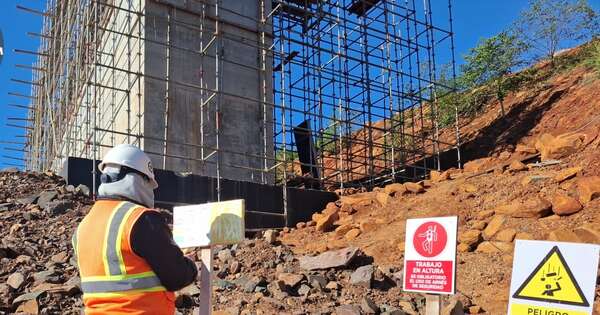 La Nación / Corredor del Este: obras terminarían a fin de año, salvo el puente en Pdte. Franco