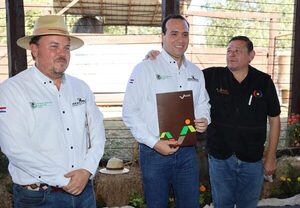 Tras 16 años de insistencia chaqueños formalizan sus tierras y el INDERT estimula a emprender el desarrollo con inversión – La Mira Digital