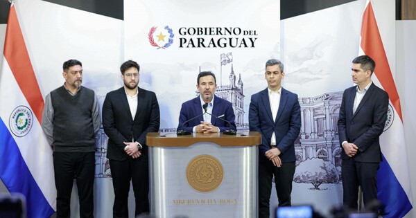 Fracasa la tripartita: Ruiz Díaz mantiene el paro y Peña promete usar los buses de las FFAA