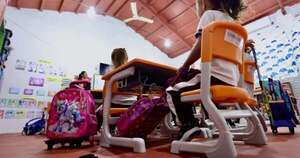 La Nación / Gobierno ya entregó más de 281.000 muebles escolares