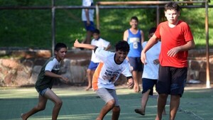 ¿Qué pueden hacer los niños para alejarse de las pantallas?
