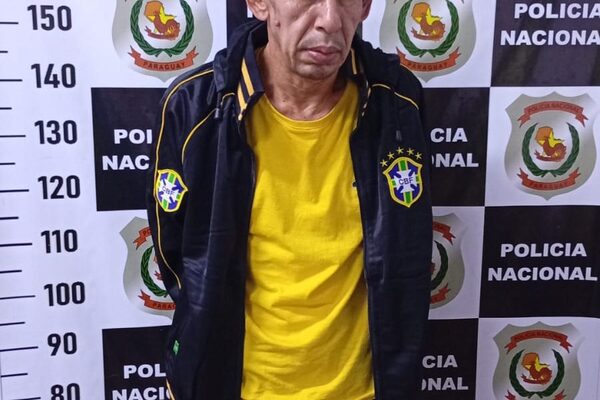 Atrapan a delincuente que hurtaba cajas de mercaderías en microcentro de CDE