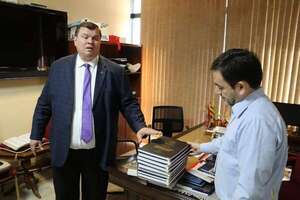 AUDIO: Comisión “Garrote” exige al Ejecutivo el decreto reglamentario a ley antiONG  - La Primera Mañana - ABC Color