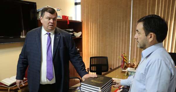 La Nación / Senador critica poca voluntad de transparencia y bajo impacto social de las ONG