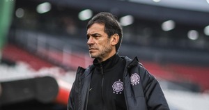 Olimpia despide a Bustos y Ramón Díaz suena como próximo Dt franjeado - trece