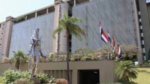 Ventas comerciales crecen 6% al primer semestre