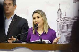 Sinafocal transfirió más de G. 532 millones a central sindical oficialista - Política - ABC Color