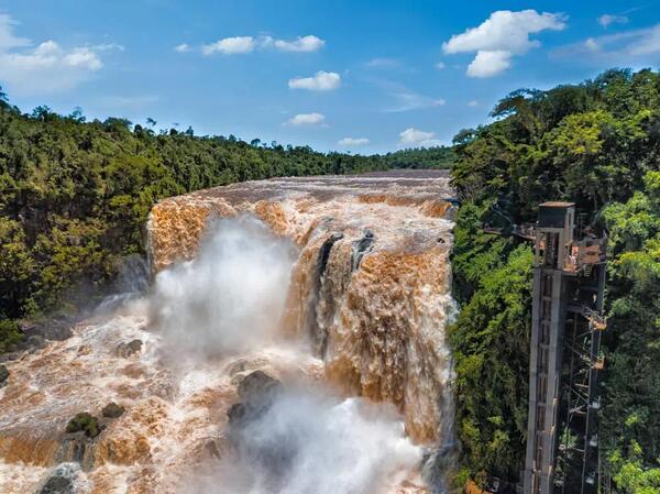 Paraguay lidera el crecimiento turístico mundial en el primer trimestre de 2025 - La Clave