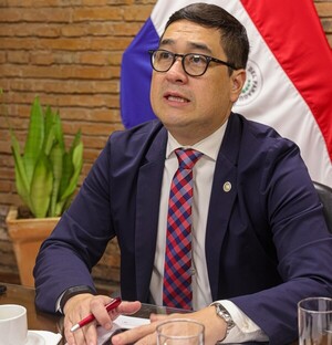 Senador aboga por cobrar hasta el último centavo robado por políticos corruptos además de endurecer penas - El Observador