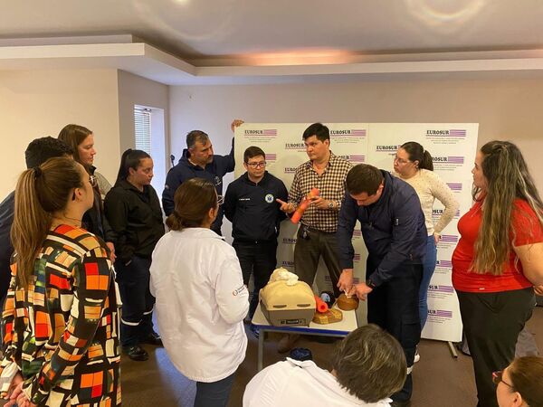 Capacitan a 250 trabajadores de la salud para brindar atención durante el WRC Paraguay 2025 - .::Agencia IP::.