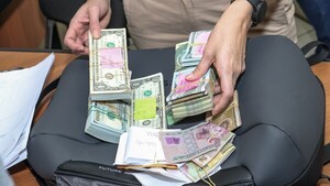 Incautan más de USD 50.000 en poder del detenido en el aeropuerto