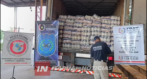 RETIENEN CAMIÓN CON MÁS DE 19 TONELADAS DE AZÚCAR DURANTE CONTROL EN CNEL. BOGADO