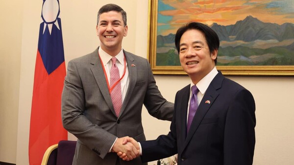 China insta a Paraguay a no dejarse influir por Taiwán